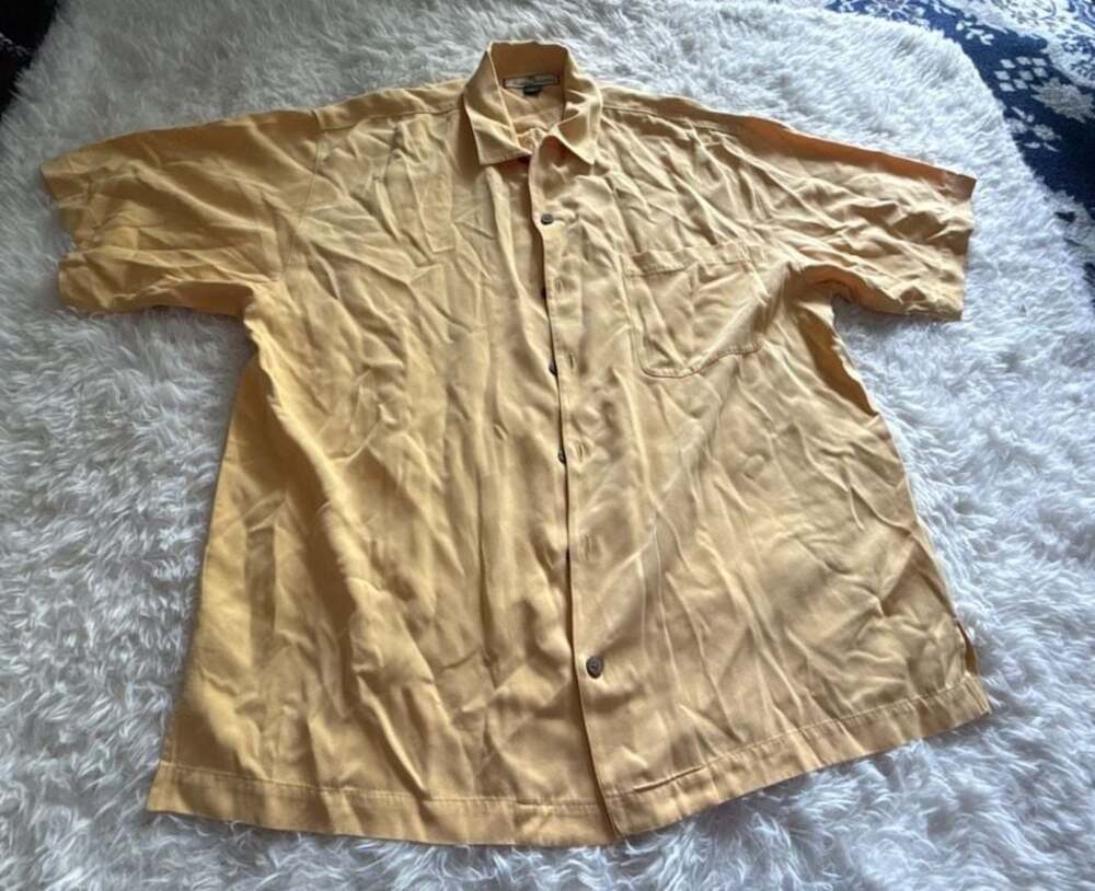 Tommy Bahama 100% Silk Yellow Short Sleeve Button Down Shirt